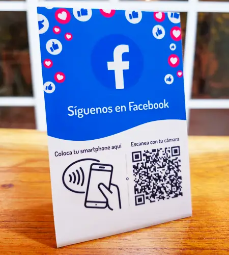 Letrero NFC y QR para Facebook de negocio