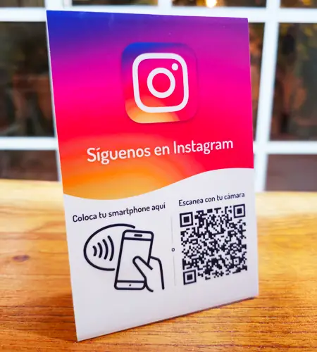 Letrero NFC y QR para Instagram de negocio