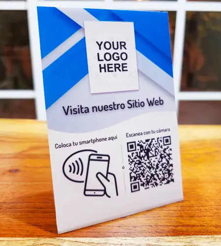 Letrero NFC y QR para menú digital, catálogo, WhatsApp o cualquier URL